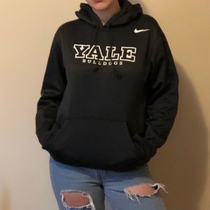 Nike Thermafit Yale Bulldogs Hoodie